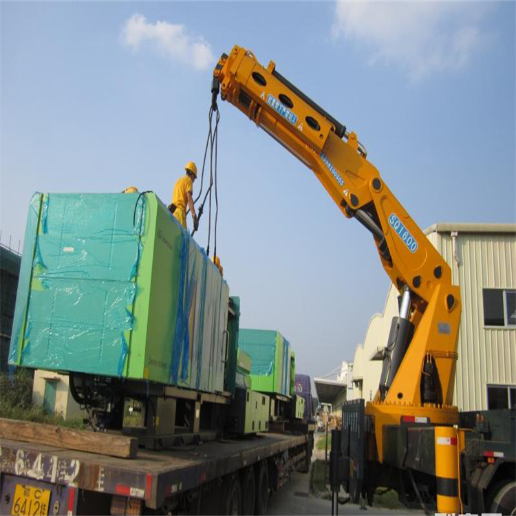 东港100吨折臂吊出租大概多少钱