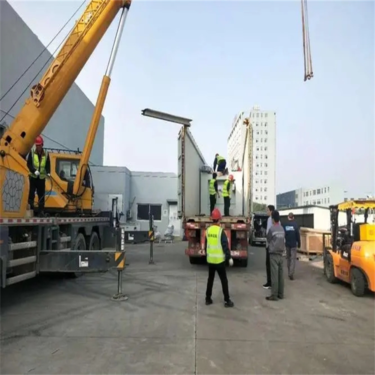 东港如何找到附近的吊车救援服务