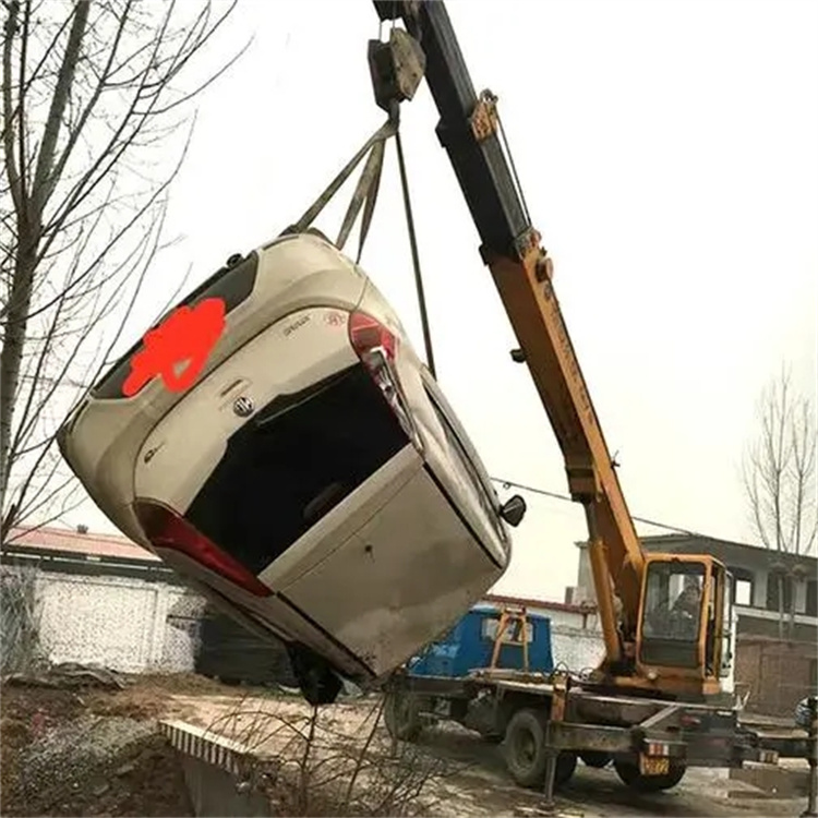 东港随时待命，吊车24小时道路救援服务全解析