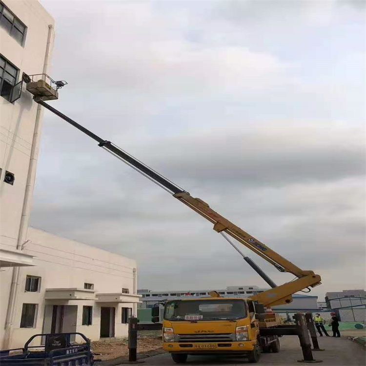 东港附近高空车出租|市政施工/设备安装专用|随叫随到|亿立达设备租赁